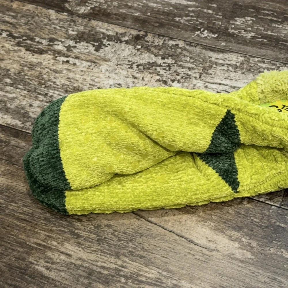 Bioworld Dr Seuss The Grinch‎ Slipper Socks Womens 5-10 Green Fuzzy Non-Slip NEW